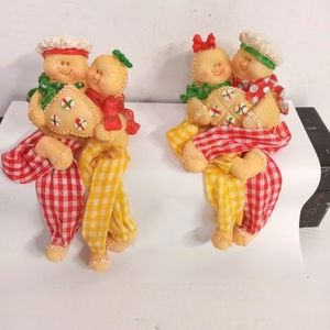 Mr & Mrs Gingerbread Maker Shelf-Sitters Dressed Resin Figurines Decir